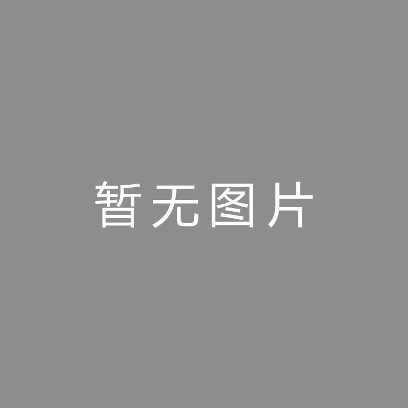 🏆镜头 (Shot)约维奇力挺希罗：冷酷的白人小子砍下27分，他就是今晚最佳球员